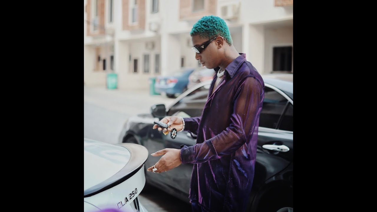 How Bella Shmurda arrived his Birthday Party with his Girlfriend, Zlatan, Oxylade, Blaqbonez & More