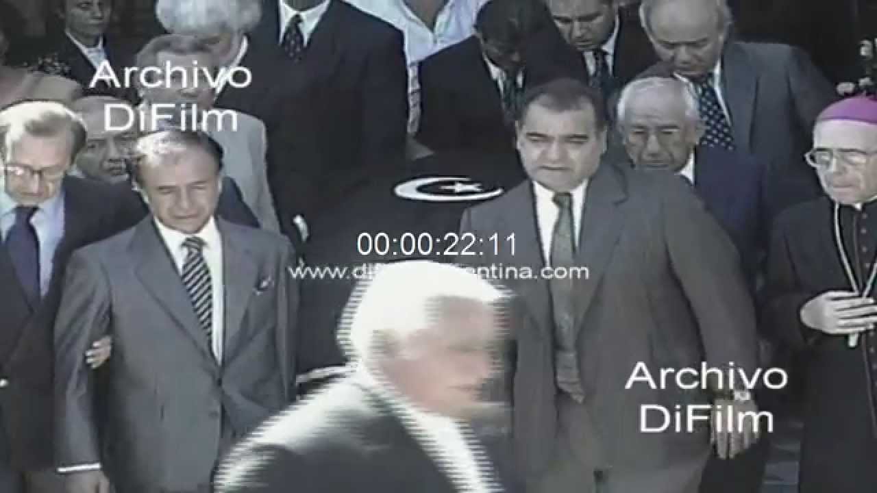 Carlos Menem en el funeral de su hijo Carlos Menem Jr. 1995