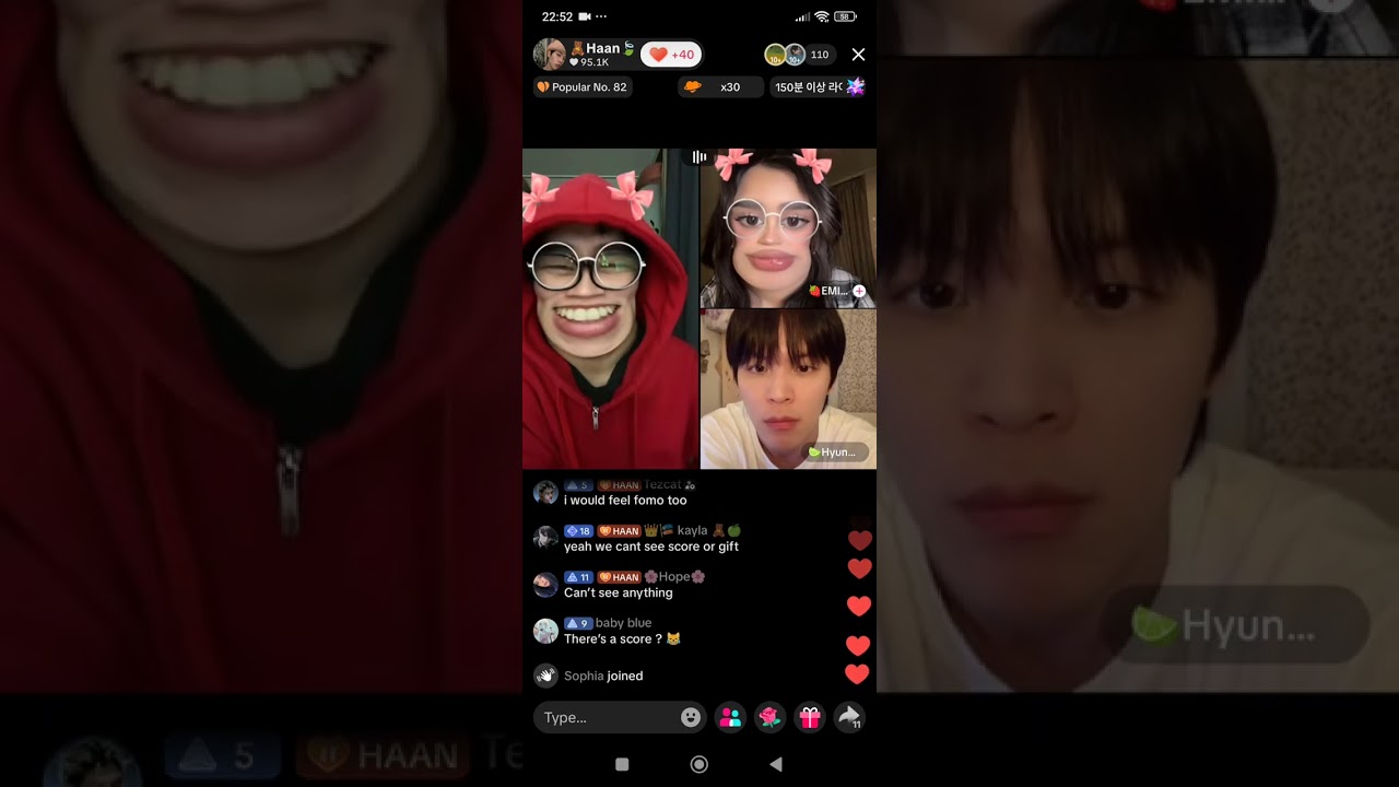 Finally got to see Hyunwoo 🥹😳..but he looks so tired 😫😔..