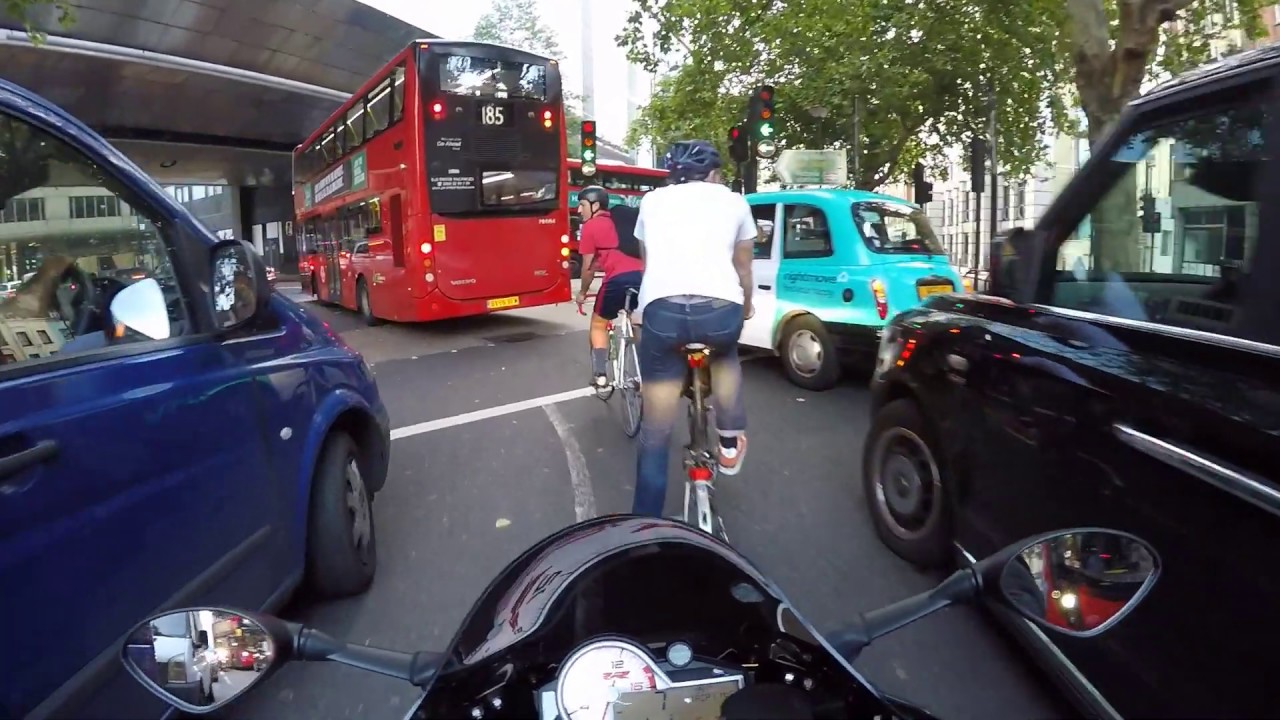 Commuting on BMW S1000RR in London