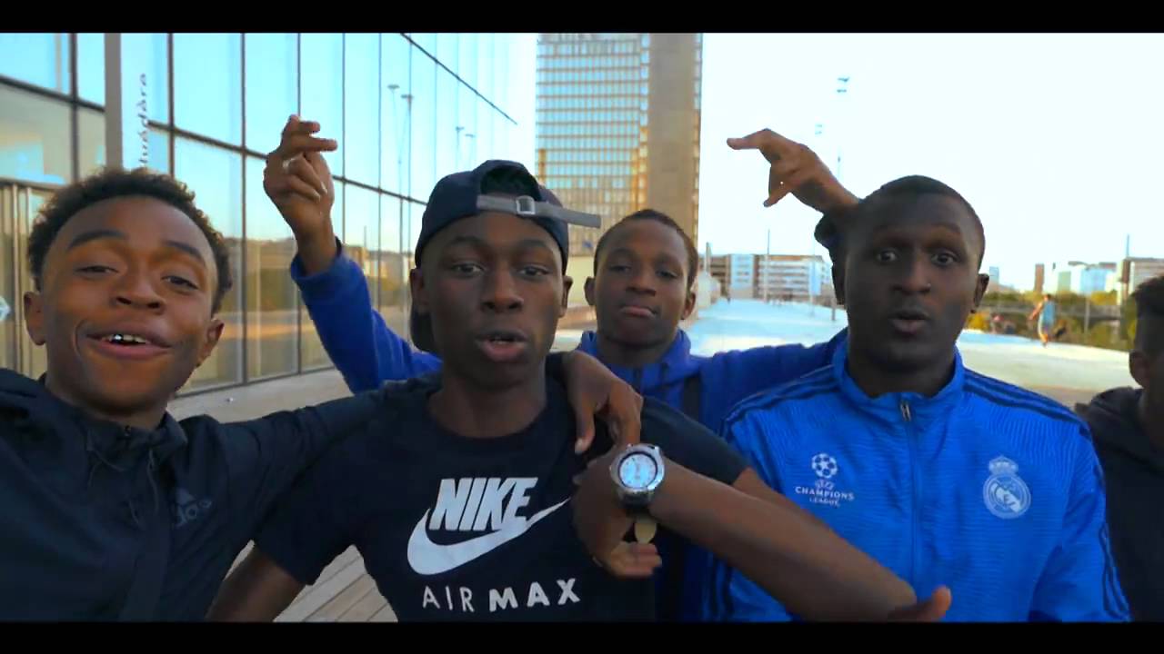 4KEUS GANG - FREESTYLE EN ATTENDANT KEBLOLE