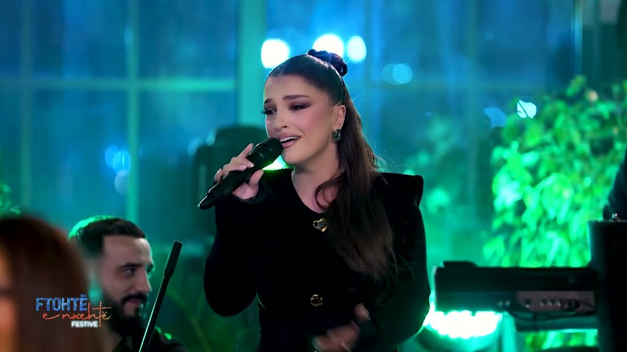 Ema Islami këndon Live – Ekskluzivisht nga Ftohtë e Nxehtë