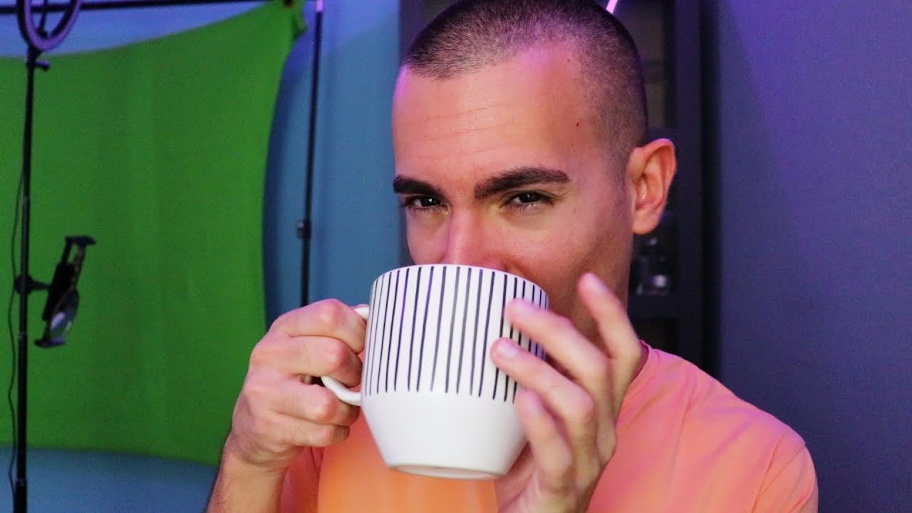 Talking In Massive Detail About Random Objects (ASMR)