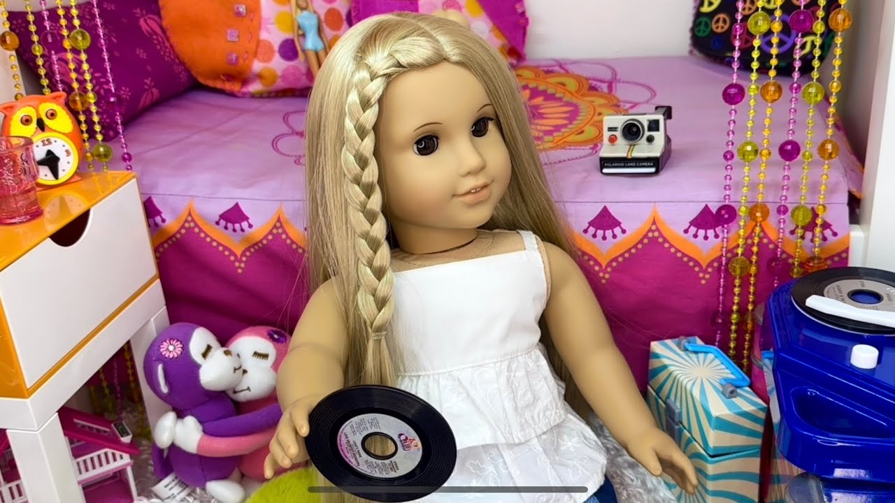 American Girl Doll Julie’s Bedroom ~ NEW Accessories!