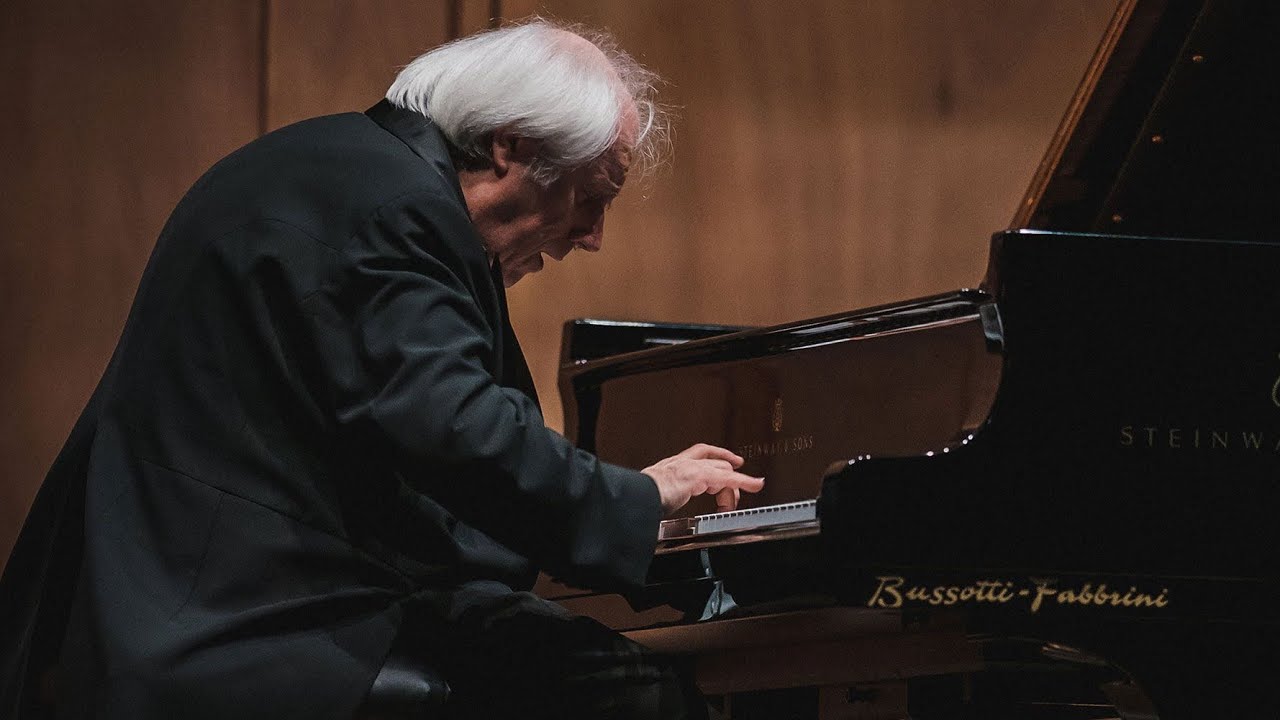 R. Schumann - Waldszenen op. 82 n 5 - Grigory Sokolov