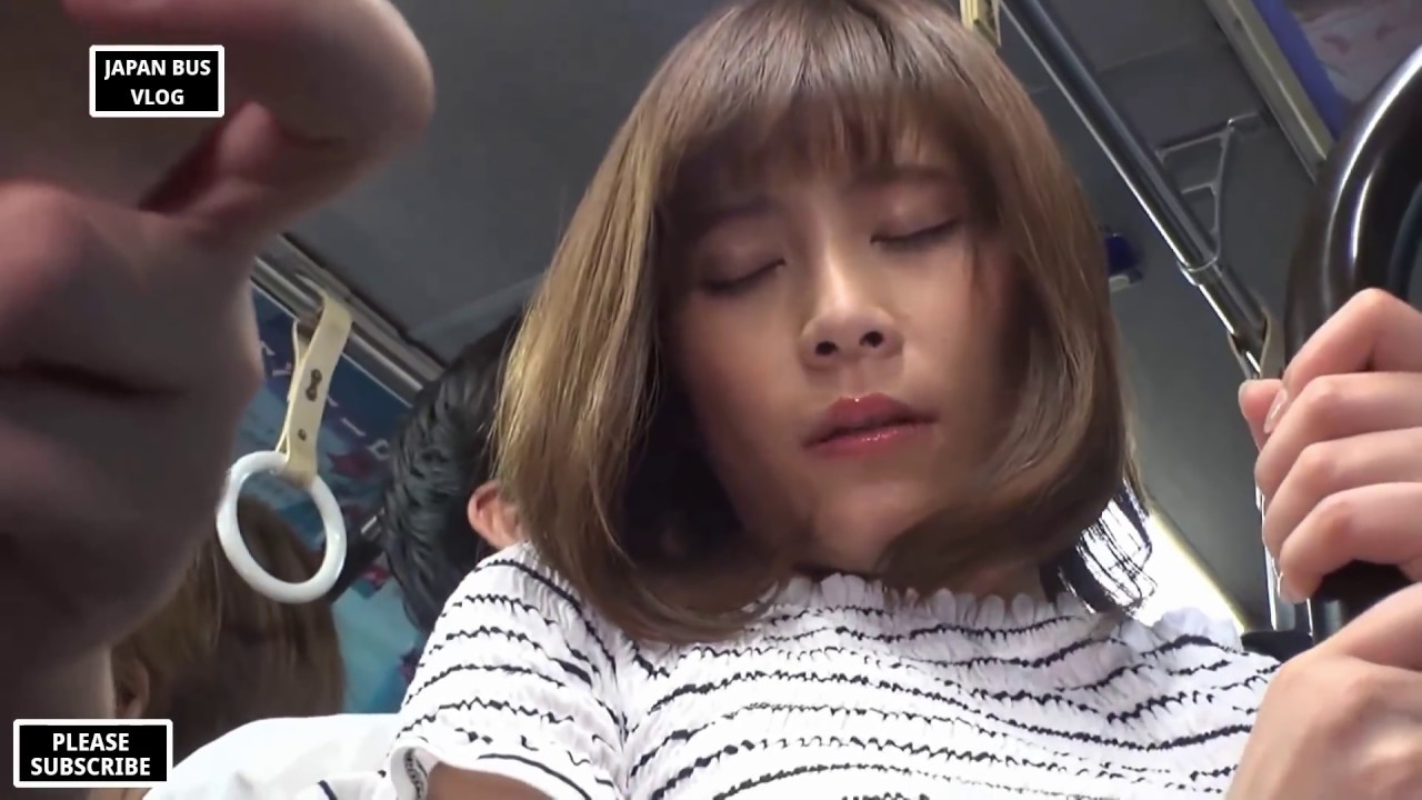 My sister is going to work with her co-worker. (JAPAN BUS VLOG Vida Japonesa) 16
