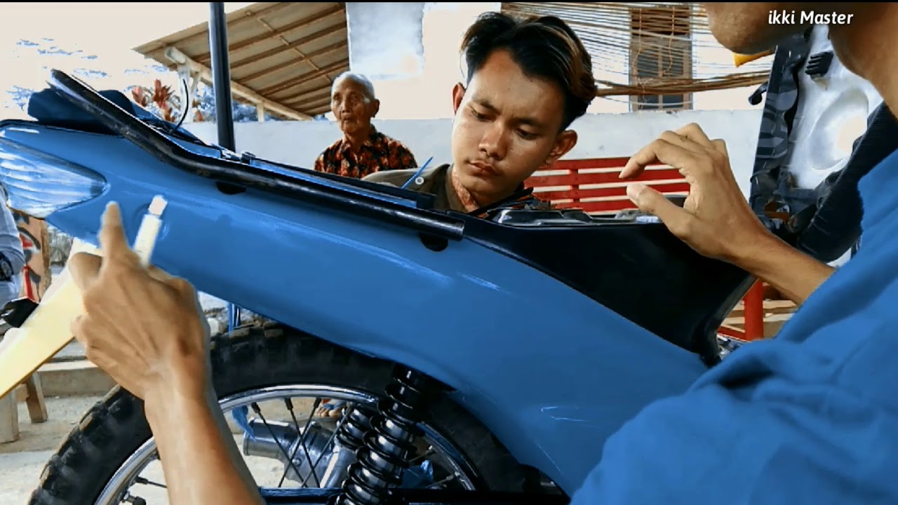 Pasang sticker supra x warna warni Yang lagi hitz || STICKER MOTOR