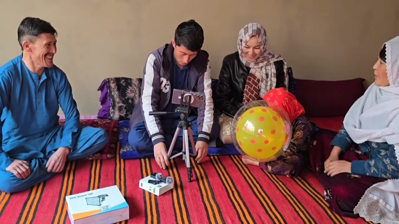 خریدن گوشی ومایک وپایه وچراغ