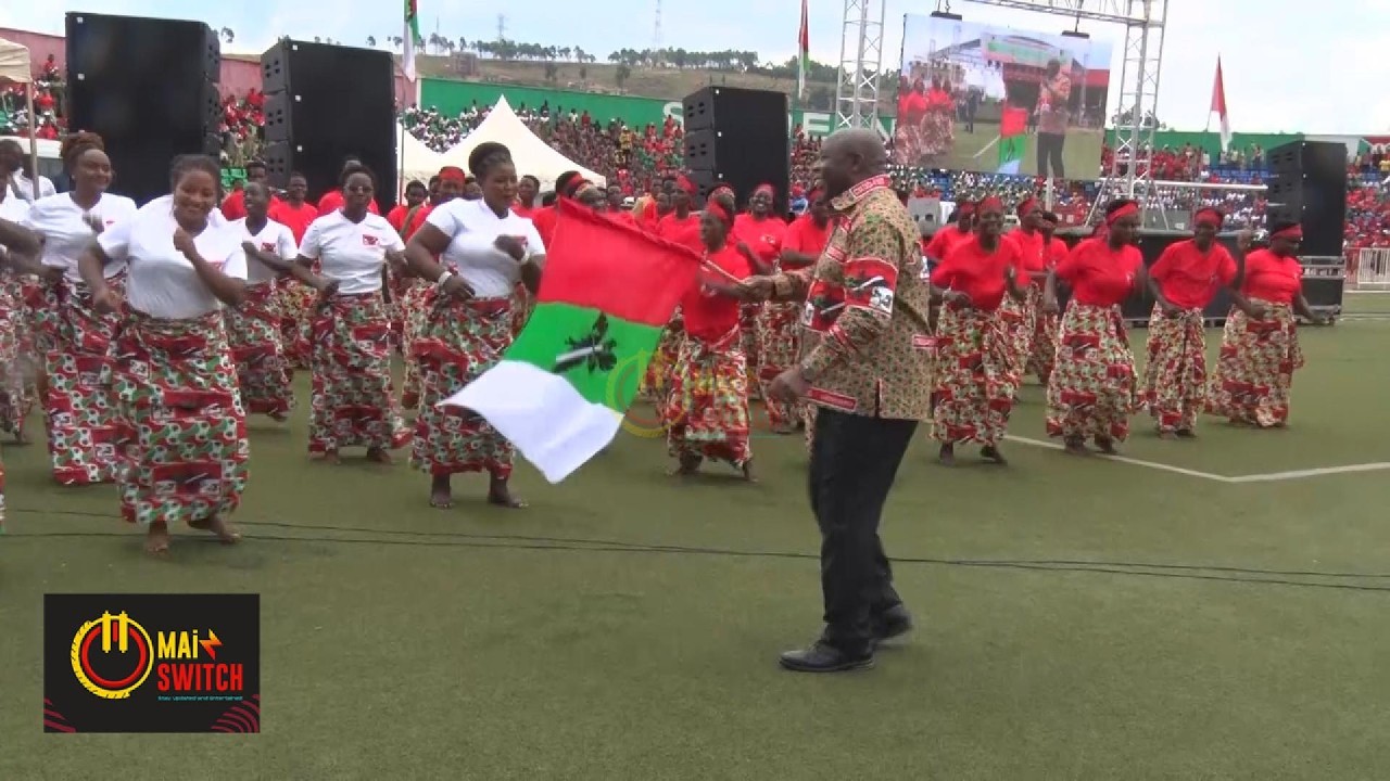 Uko SEBARUNDI yakiriwe i Gitega mu birori vy'Umusimukuru wahariwe Umukenyerarugamba