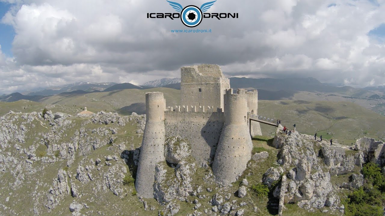 IL VOLO - Expo 2015 Abruzzo - Un drone sull'Abruzzo - icaro Droni