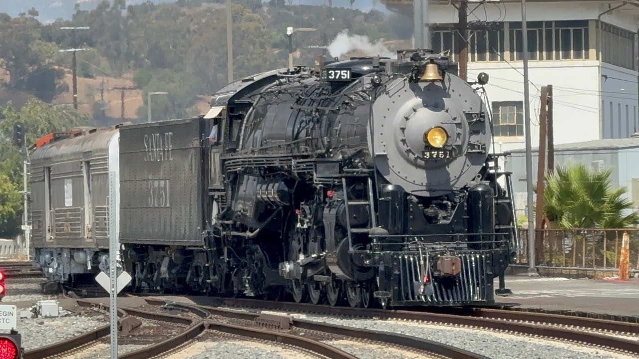 Santa Fe 3751 Pulling Up At Los Angeles Union Station CA