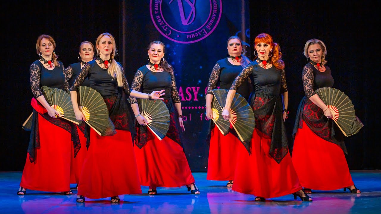 Танец с веерами вейлами Испанский фьюжн /Fusion bellydance with fanveils