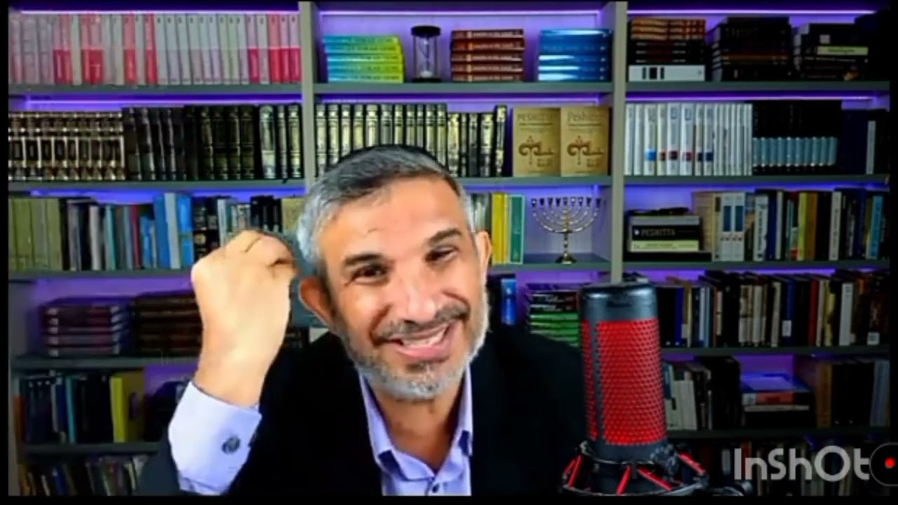 Judeu Nazareno defendendo o único Deus diferente dos testemunhas de Jeová 