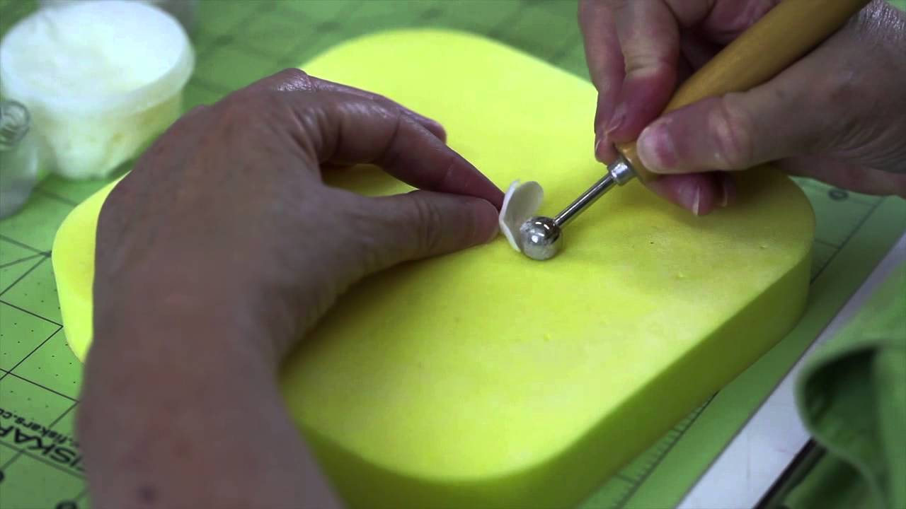 How To Make Gum Paste Filler flowers