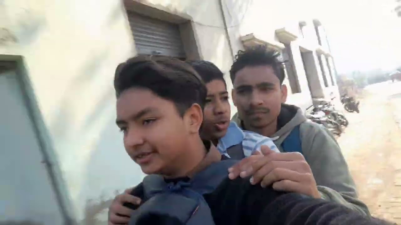 Tuition me kra vlog 😱 teacher ne pakad liya ?