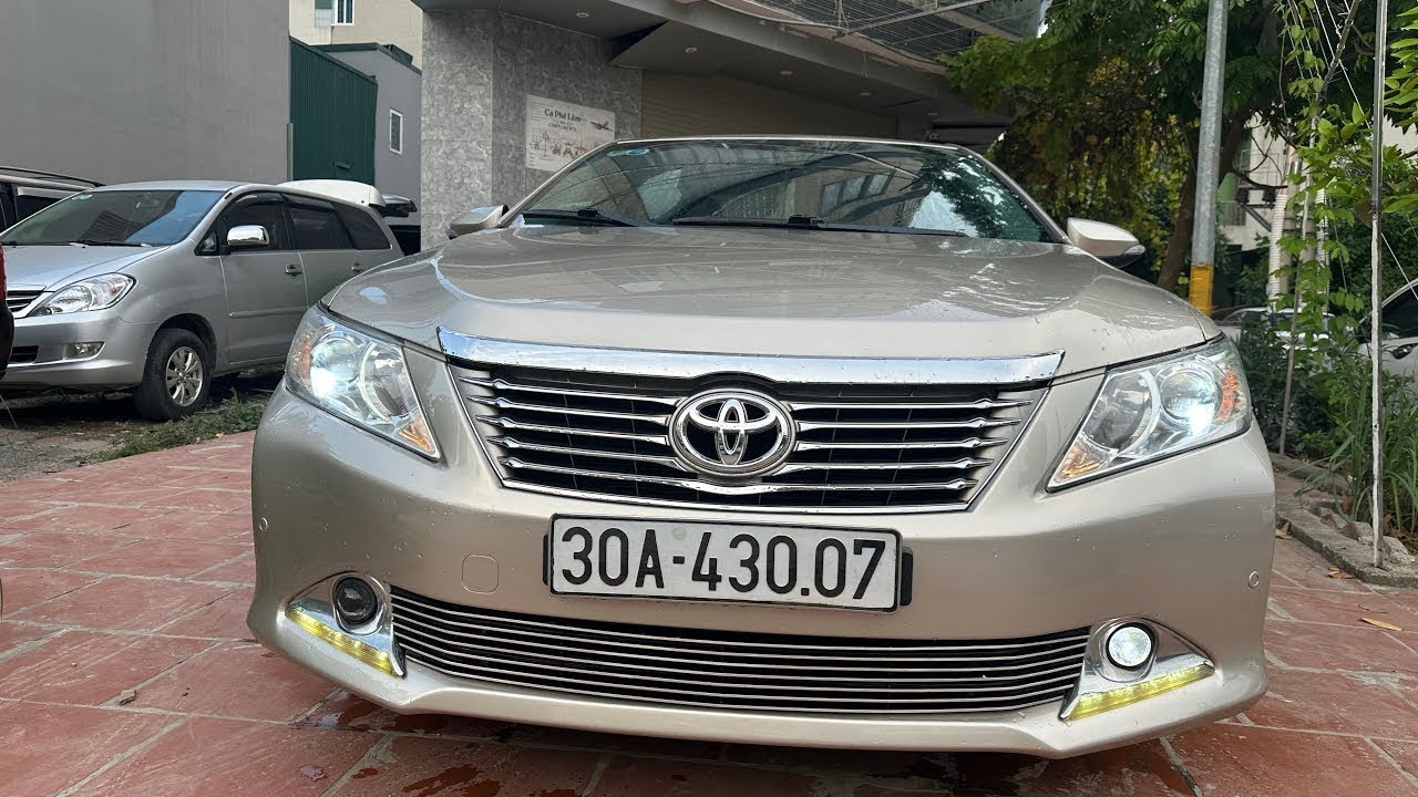 300Tr Camry 2.5 Q 2014 Phom mới 0392637777, 0987028919