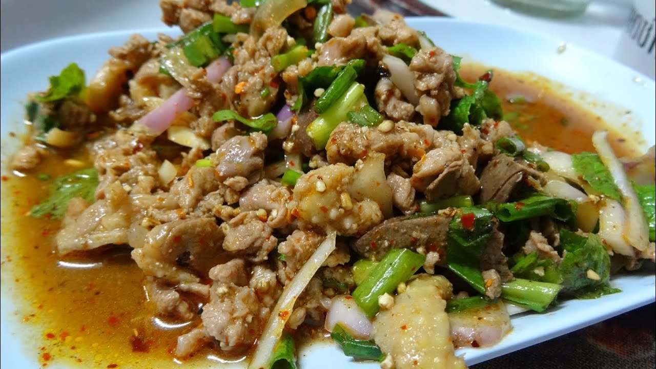 สุดยอดอาหารอีสานยโสธร ร้านตุ๊ดติ่ง Yasothon local food