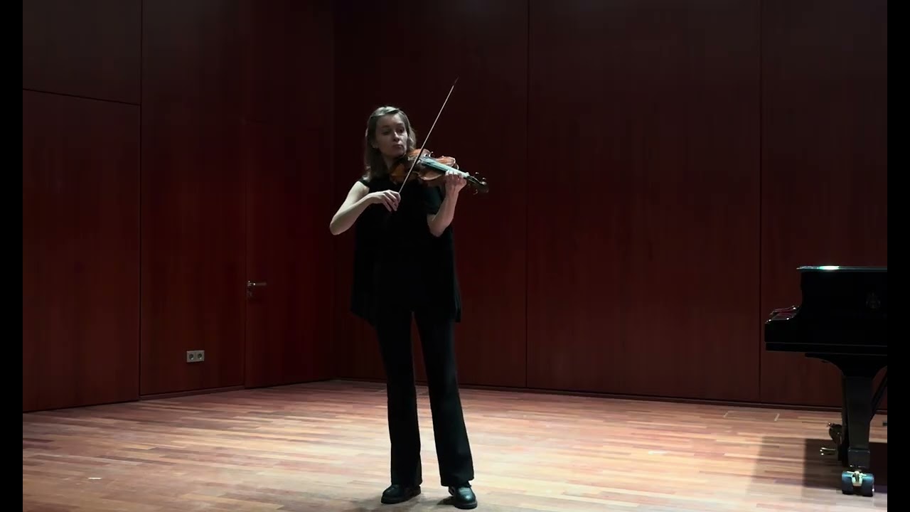 Mozart - G major - 1 mvt - exposition (barock violin, gut strings, 415 Hz)