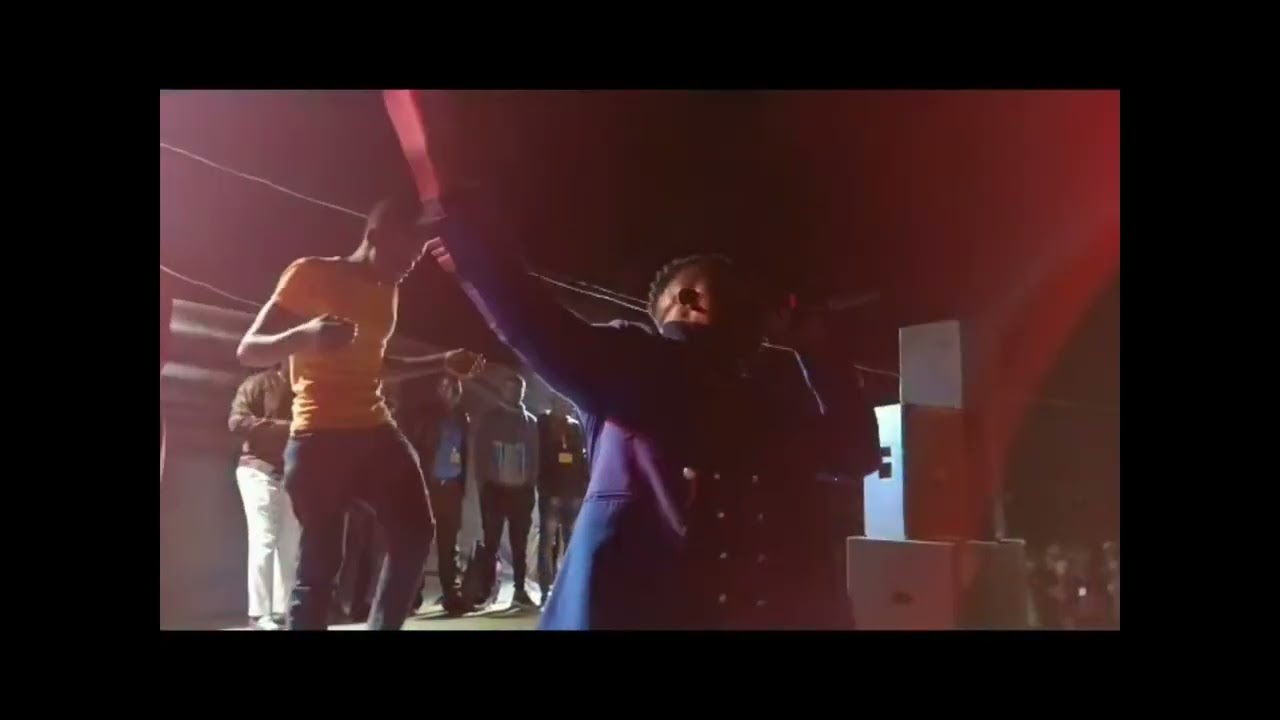Dr Love Nyanga Yorudo(Live In Machaze) 2023