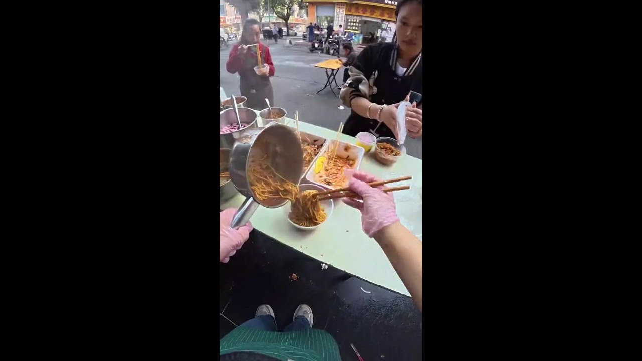 Uncut POV | Sauce Mixing & Noodle Serving | Real-Time Vendor Rhythm