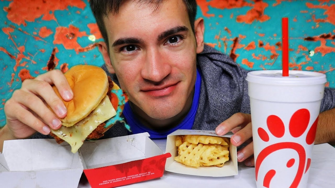 Chick-Fil-A Mukbang ASMR: Crunchy Spicy Deluxe Sandwich & Fries