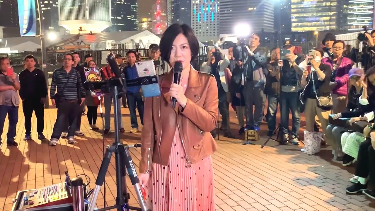 2019.03.26 中環10號碼頭演出 -  第5節 (無奈, 夢中人, 謝謝你常記得我),  香港旺角小龙女龙婷
