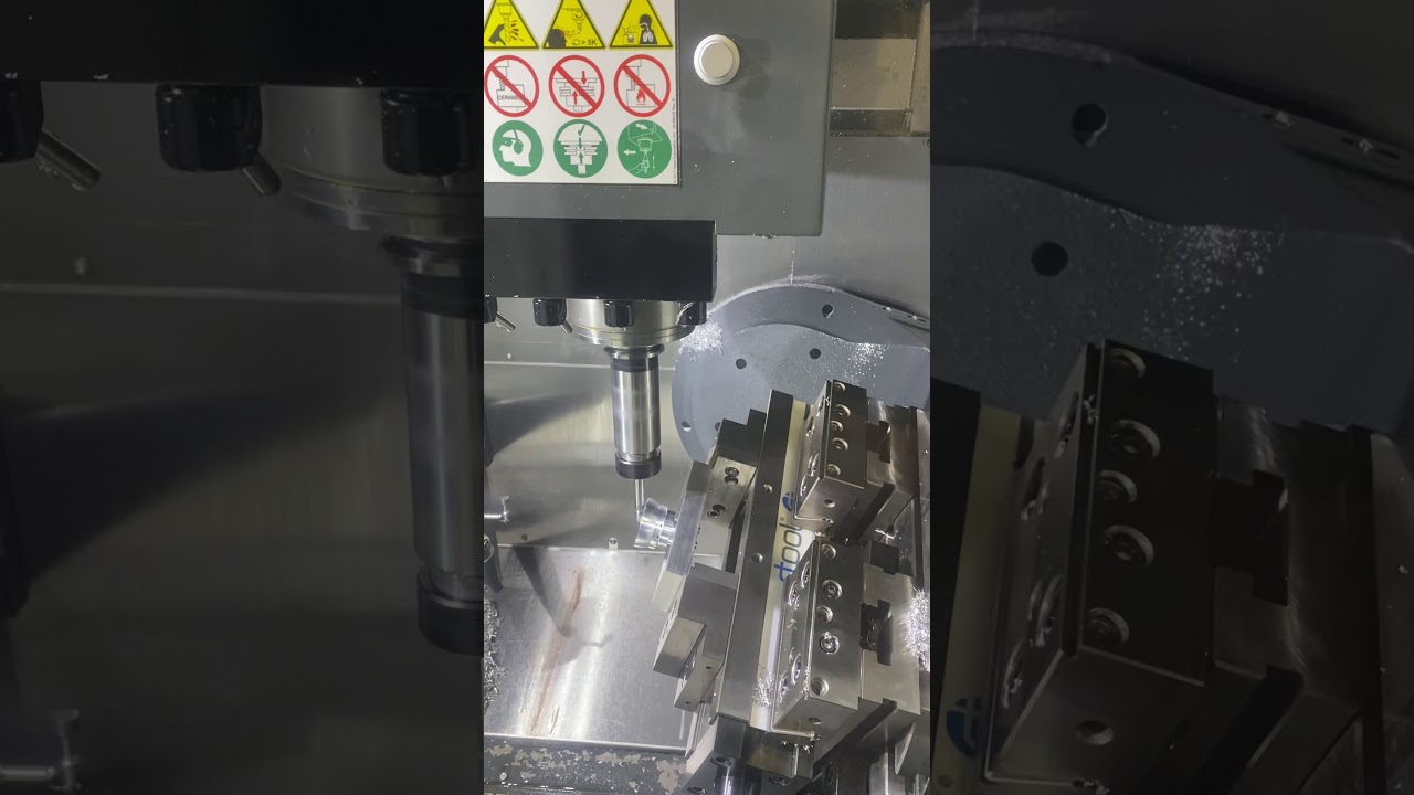 Usinage 5 axes continu d'une gravure d'une célèbre marque de yaourt