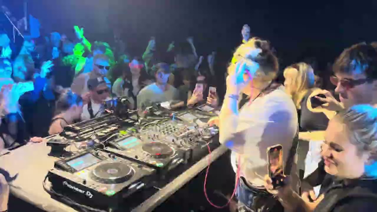 Mandidextrous -  Hoofbeats Music 360° 2024 Sklub Olomouc sestřih 4K
