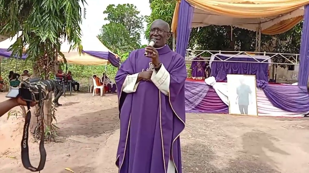 Highlight 2:28:16 – 2:33:15 from FUNERAL LIVE| Celebration of Life of Late Stan Ogedi Joe Adigwe (19