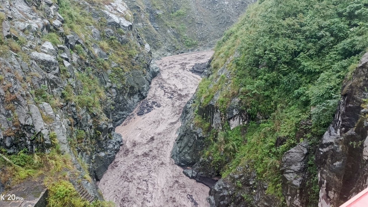 Detik2 lahar dingin Semeru datang amplitudo Ama 