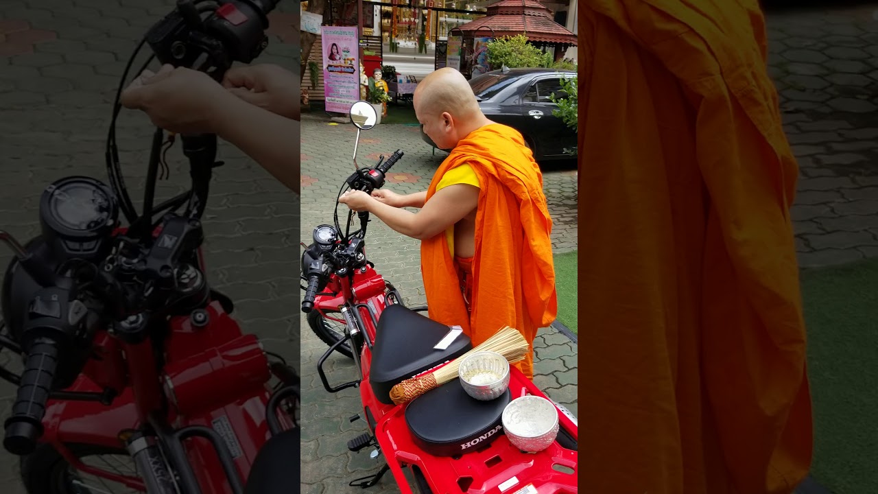 Honda CT 125 Hunter Cub blessed by Senior Monk