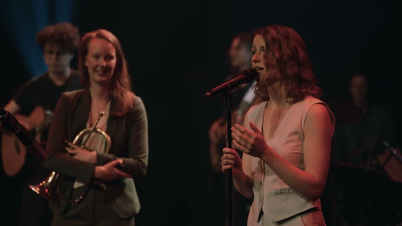 Wat een mooie dag - Brigitte Kaandorp | ArtEZ Final Meike Brandt (live in Odeon Zwolle)