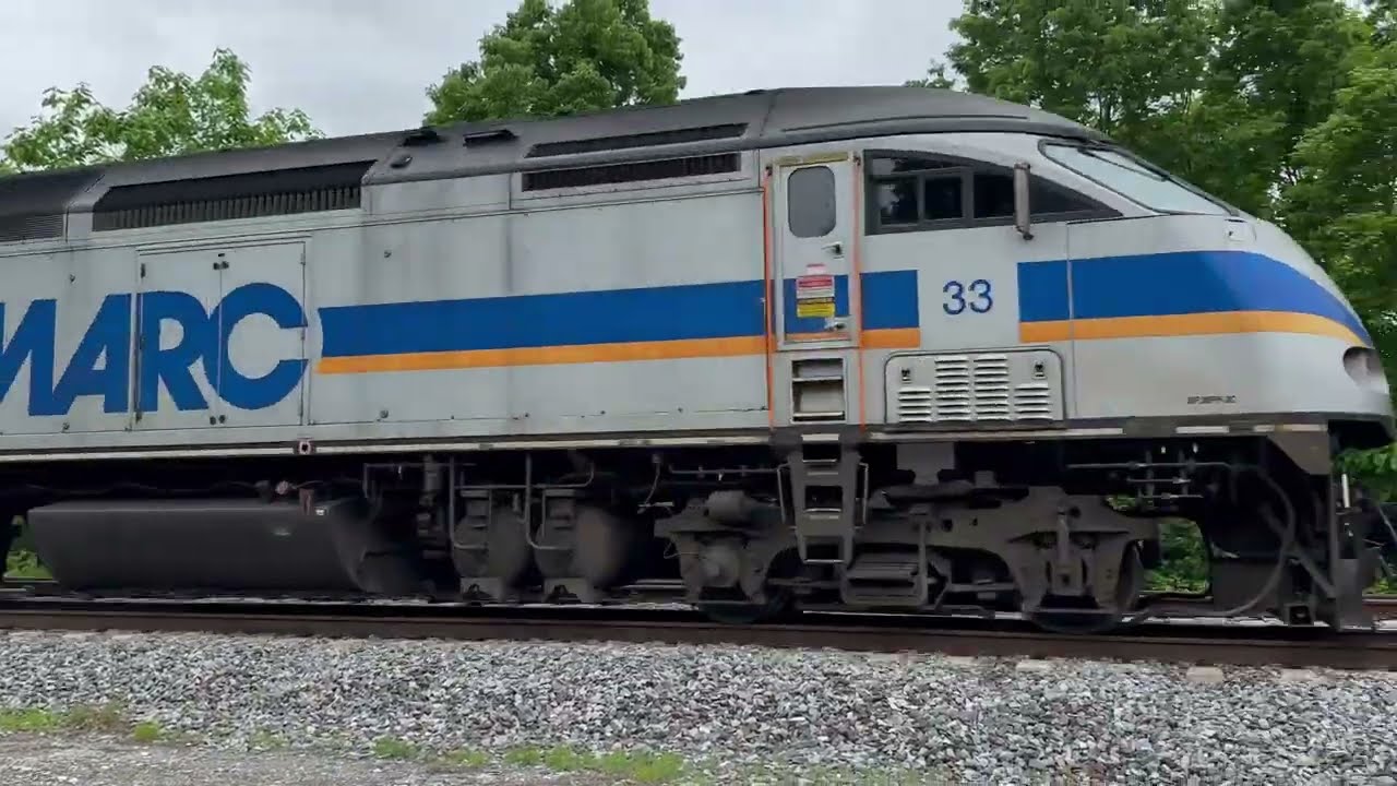 Trains on the CSX Metropolitan Subdivision in 4K (5.16&17.24)