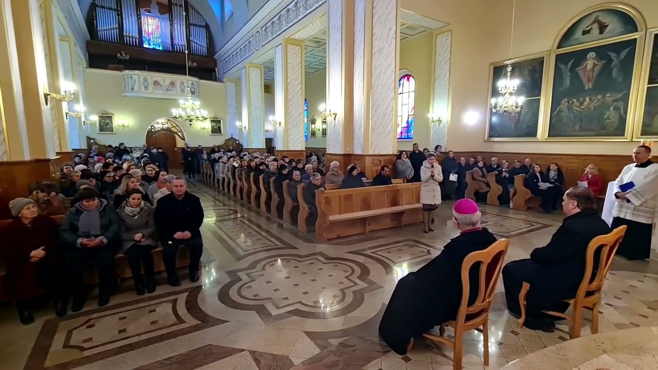 Wizytacja w Parafii pw. Znalezienia Krzyża świętego w Niebylcu.