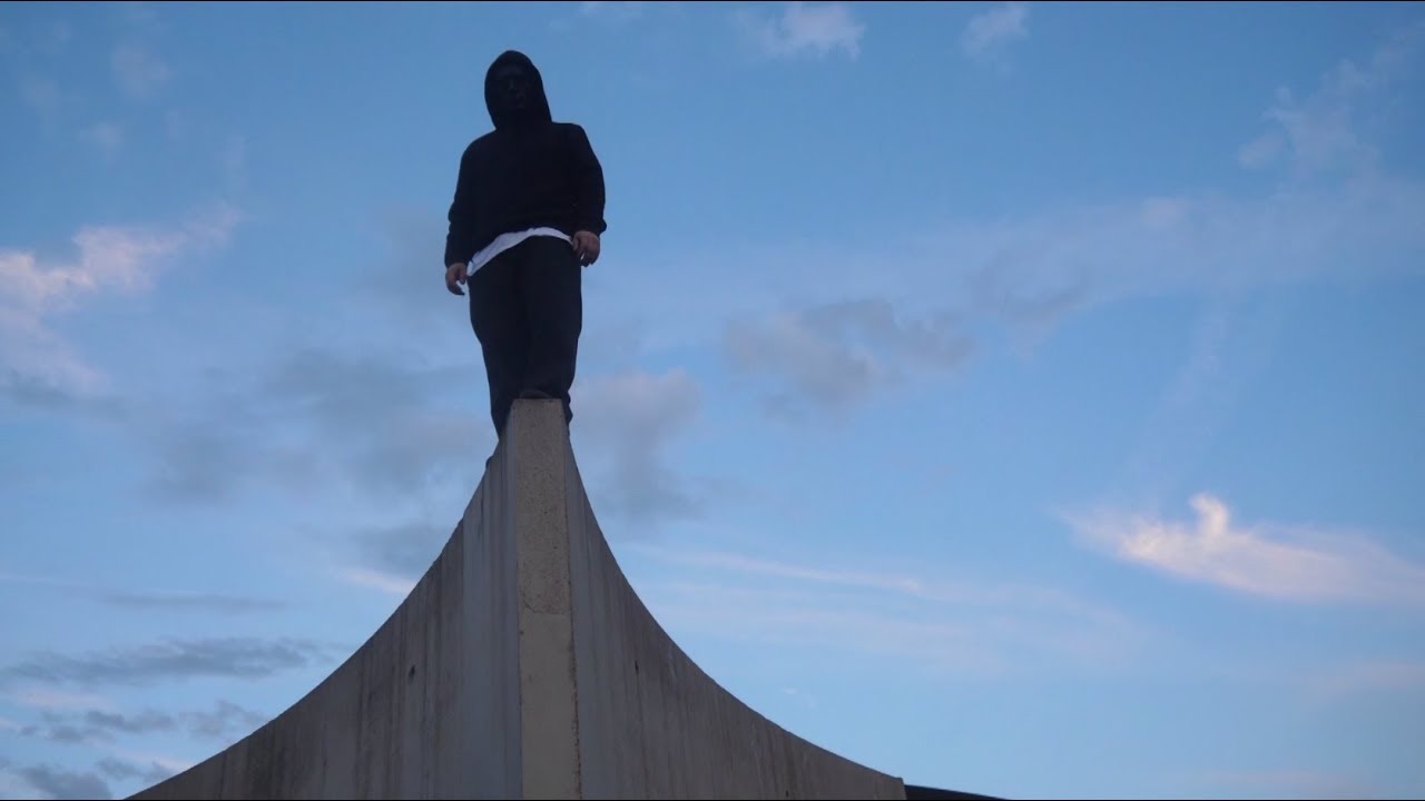 Destroy Degenhardt - Silke Bischoff Deluxe/Otaku Shore (Official Video)