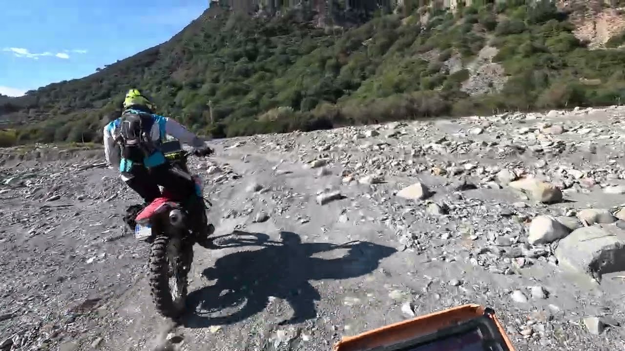 Sicilia  2 giorno verso la  fiumara enduro ktm 525 Fantic 450 in 4K