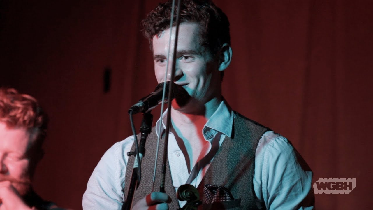 WGBH Music: Battlefield Band - Iain Ghlinn Cuaich [Ian of Glen Quoich]