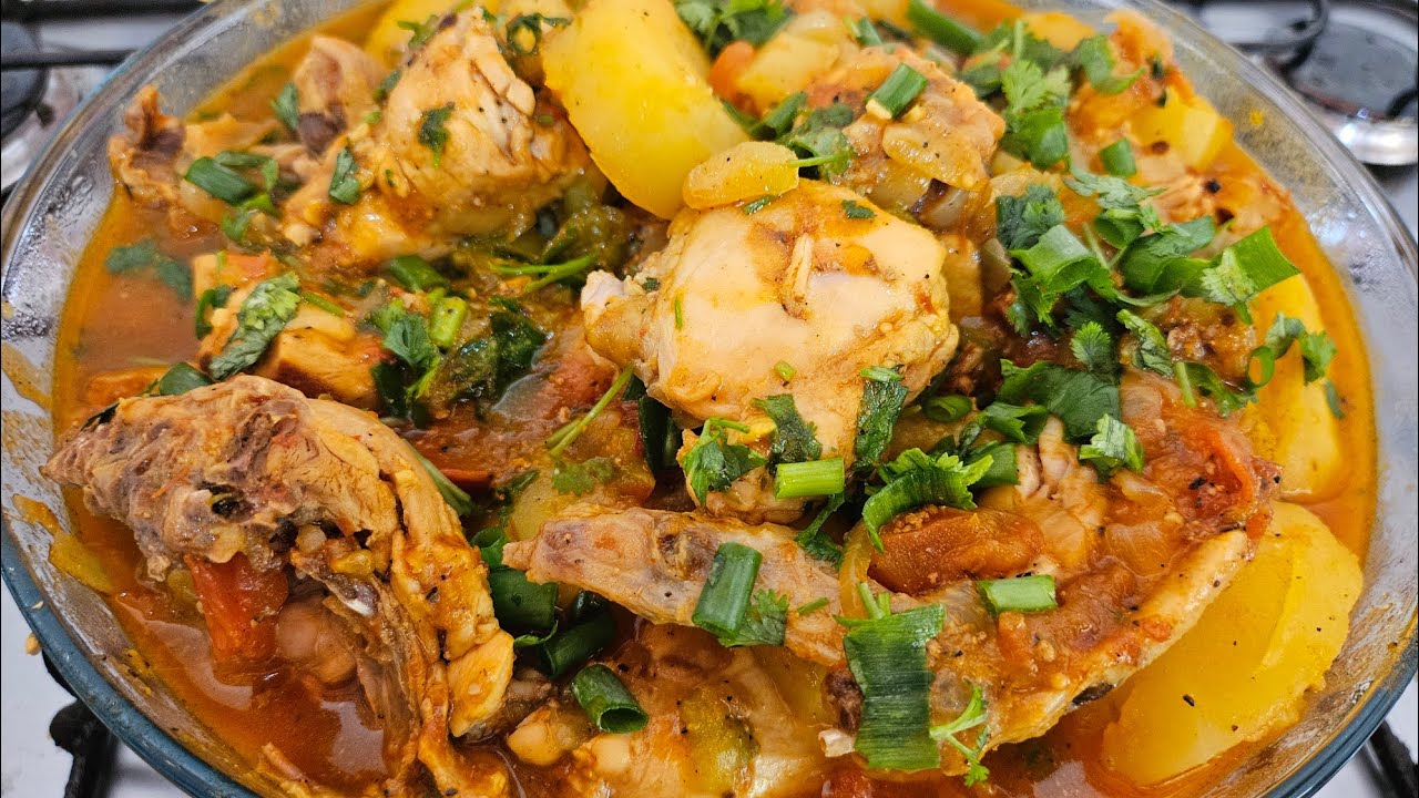 Como fazer frango de granja cozido, bem temperado com sabor incrível 