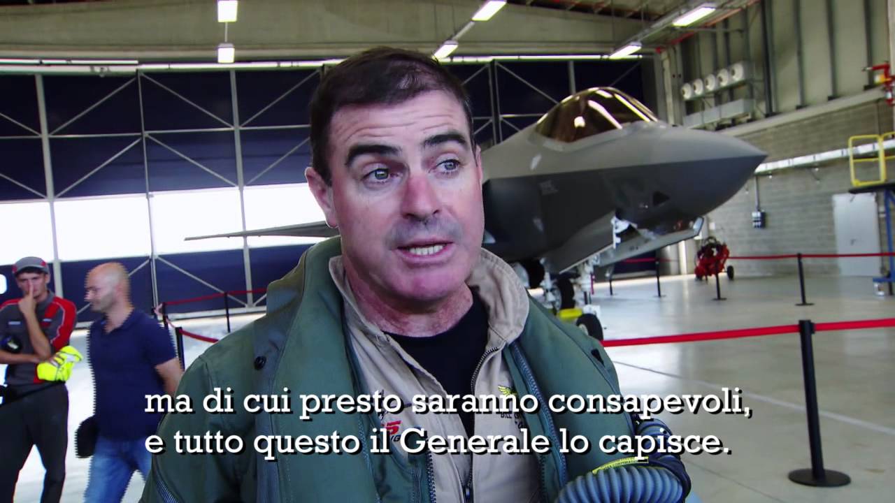 Battesimo dell’aria per il primo F-35 Italiano