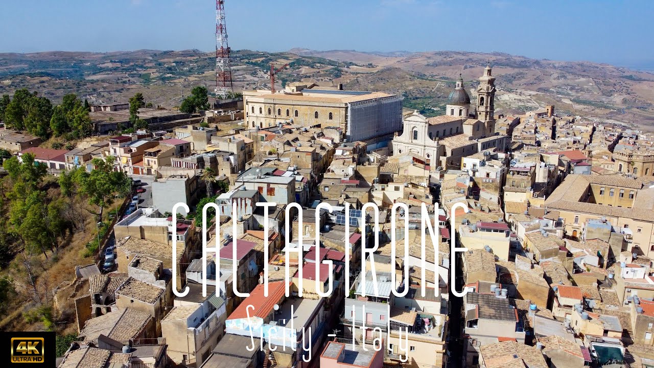 🇮🇹 4K drone video of Caltagirone, Sicily, Italy.