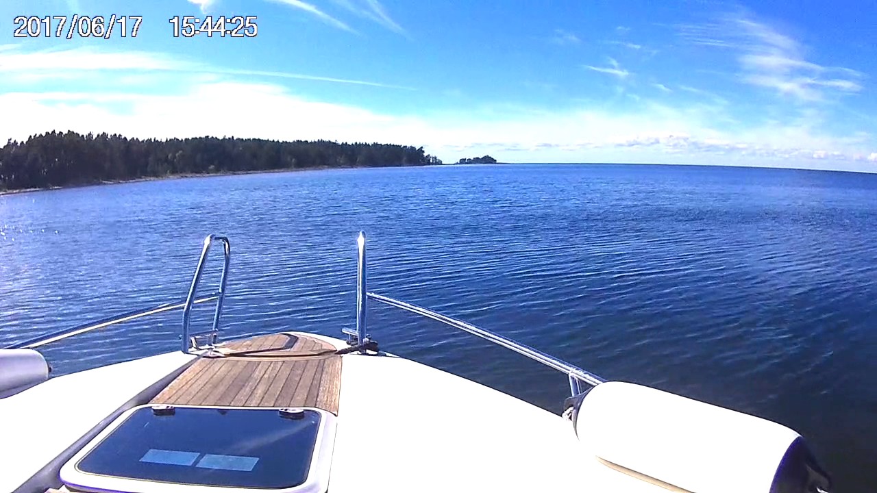 Speedracing in a small passage with Bella 621Dc (In Brommö sweden)