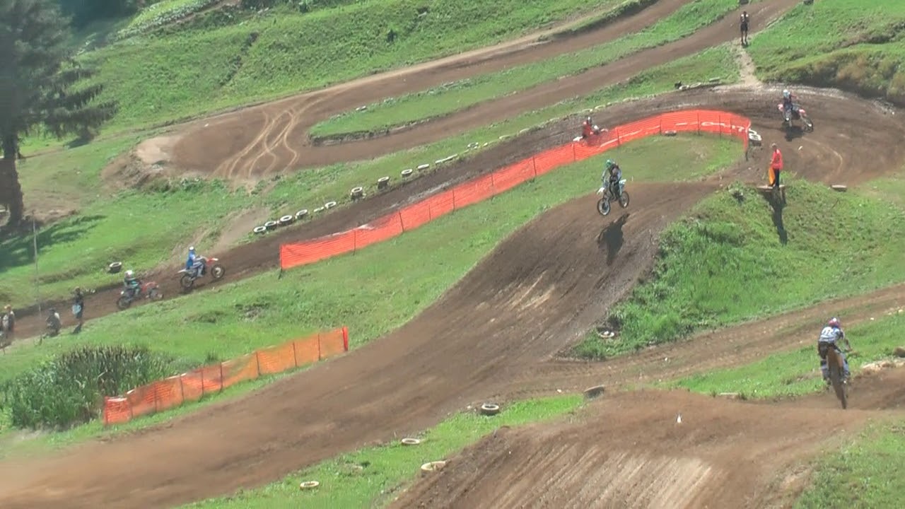 Stříbro Kawasaki KX 500 AF skok přes silnici