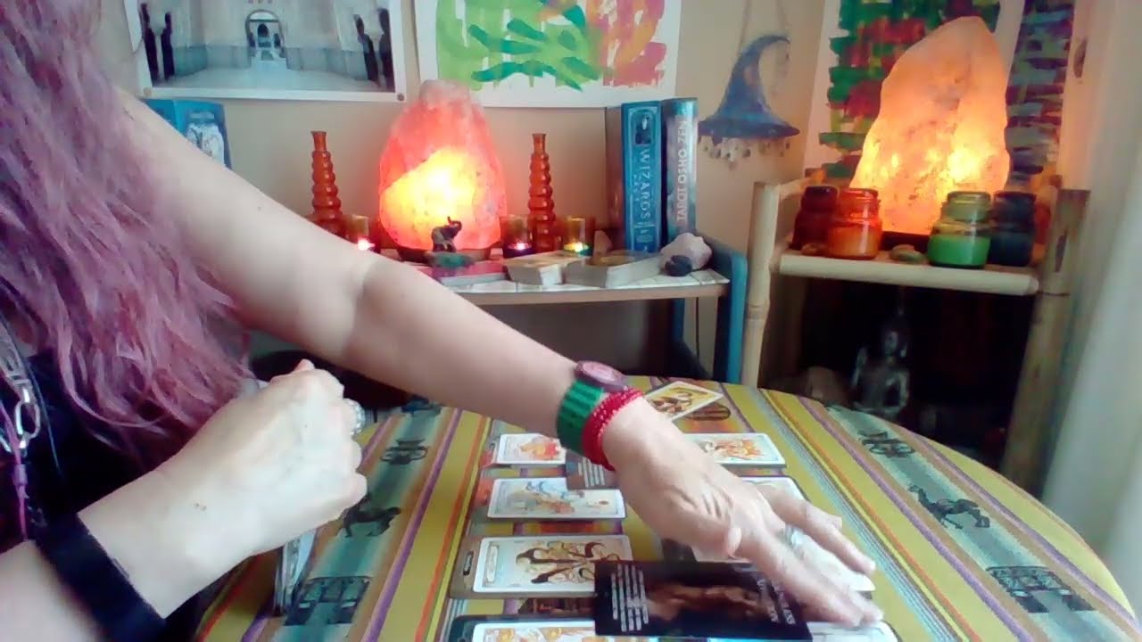 TAURO!! 🔮 Un vínculo rompe con tus propios prejuicios!! Abre tu mente, vienen más bendiciones!!