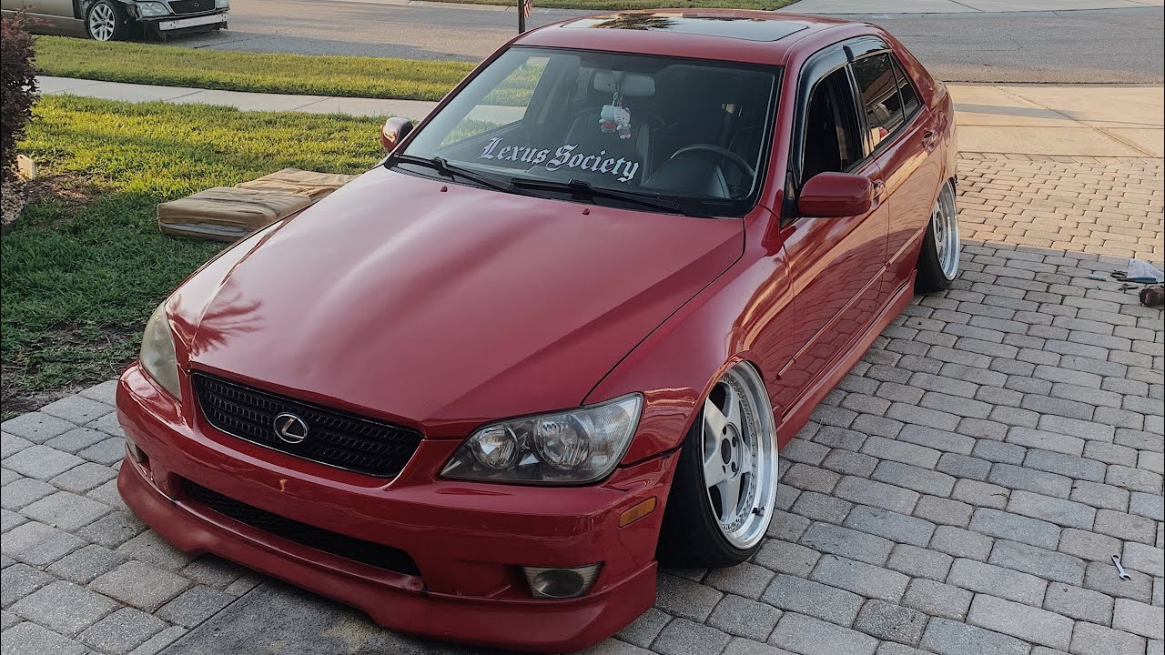 is300 BIG CAMBER (SPINDLES AND FLIPPED BALLJOINTS)