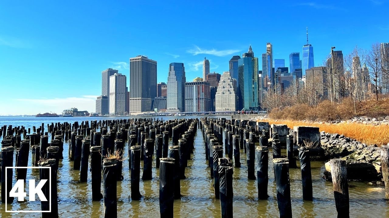 Sunny Walk Through Brooklyn Bridge Park with NYC Skyline | 4K New York City Walking Tour