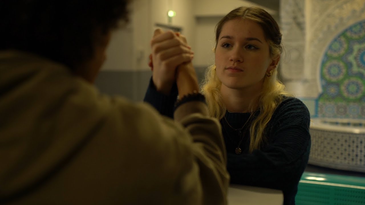 Bras de fer (Court-Métrage L1 cinéma)