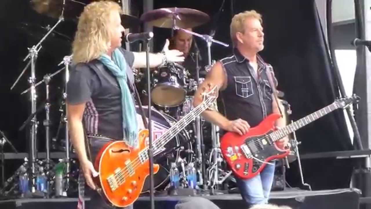 NIGHT RANGER Sing Me Away LIVE in Manhattan NEW YORK Aug 21,2015