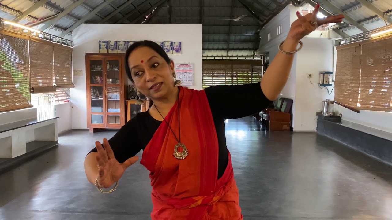 Introduction to basics of Mohiniyattam  Episode 5