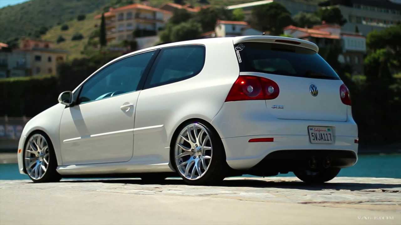 White R32 US spec