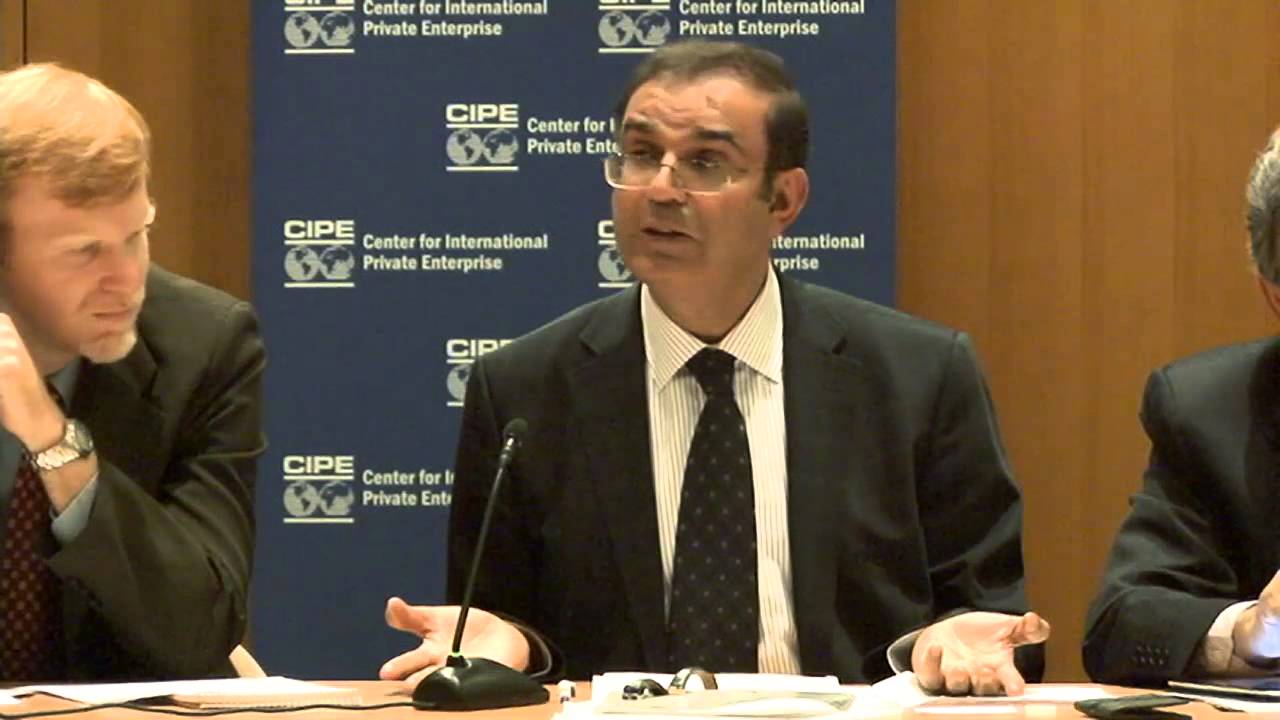 Strengthening Democracy through Economic Reform in Pakistan: Challenges and Opportunities